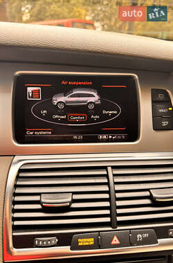 Позашляховик / Кросовер Audi Q7 2014 в 