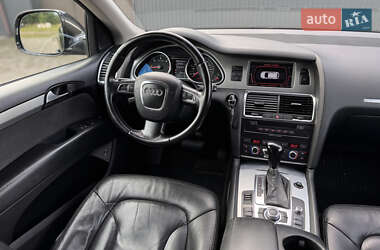 Позашляховик / Кросовер Audi Q7 2008 в 