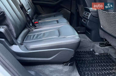 Позашляховик / Кросовер Audi Q7 2016 в 