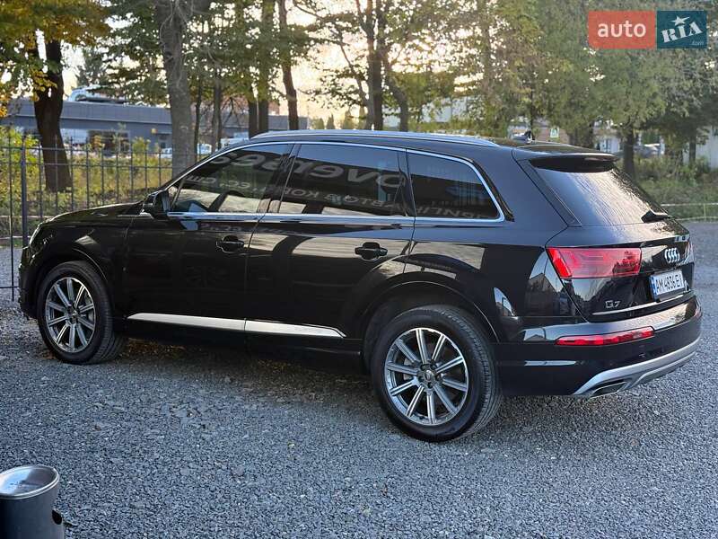 Позашляховик / Кросовер Audi Q7 2018 в Хмельницькому