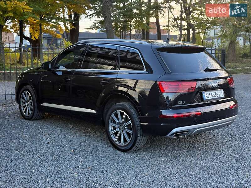 Позашляховик / Кросовер Audi Q7 2018 в Хмельницькому