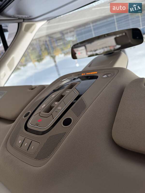 Позашляховик / Кросовер Audi Q7 2019 в Дніпрі