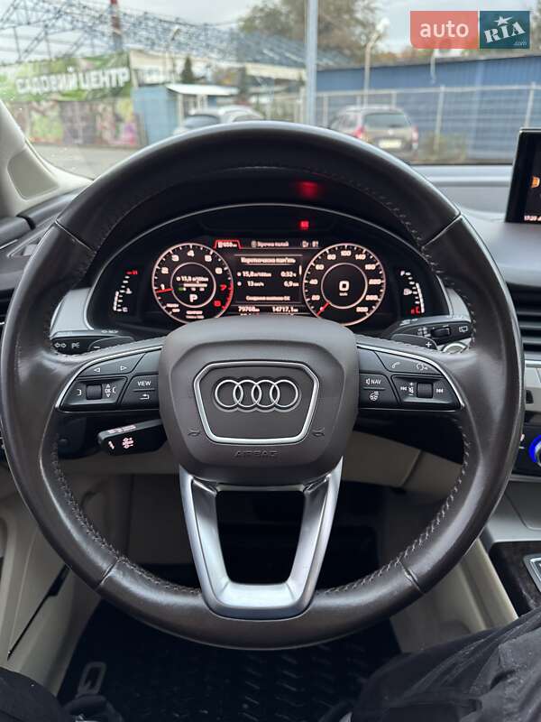 Позашляховик / Кросовер Audi Q7 2019 в Дніпрі