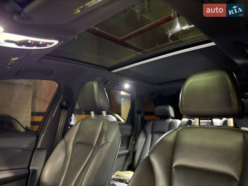 Внедорожник / Кроссовер Audi Q7 2015 в Ровно