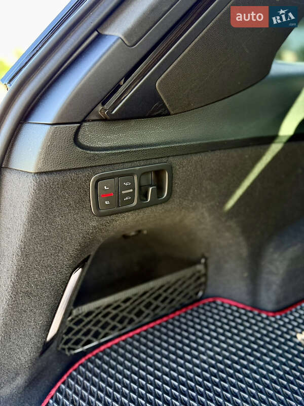 Позашляховик / Кросовер Audi Q7 2016 в Дніпрі фото 29 Позашляховик / Кросовер Audi Q7 2016 в Дніпрі