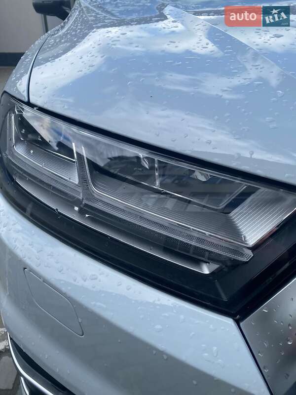 Внедорожник / Кроссовер Audi Q7 2018 в Киеве