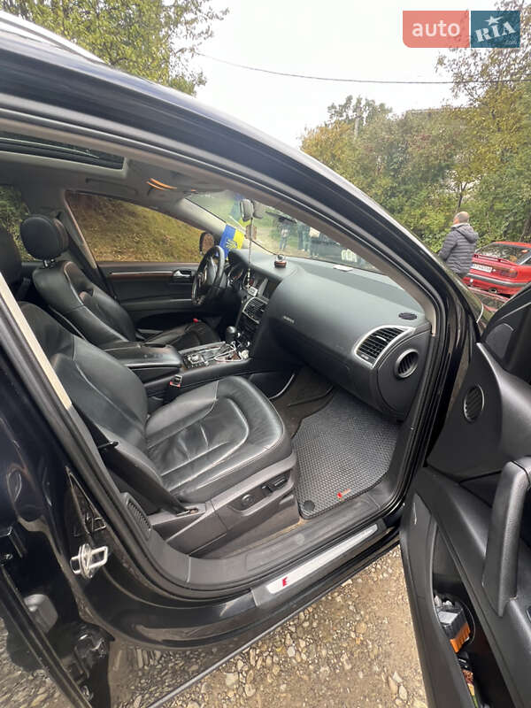 Позашляховик / Кросовер Audi Q7 2009 в Верховині