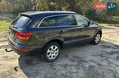 Позашляховик / Кросовер Audi Q7 2008 в 