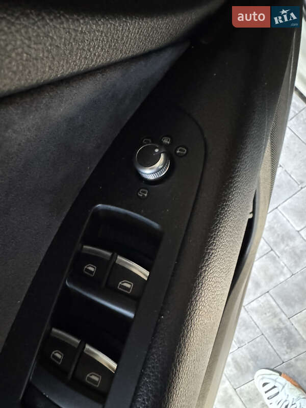 Позашляховик / Кросовер Audi Q7 2013 в Києві фото 26 Позашляховик / Кросовер Audi Q7 2013 в Києві