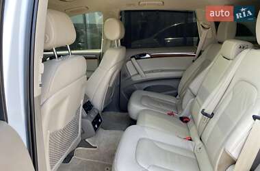 Внедорожник / Кроссовер Audi Q7 2013 в 