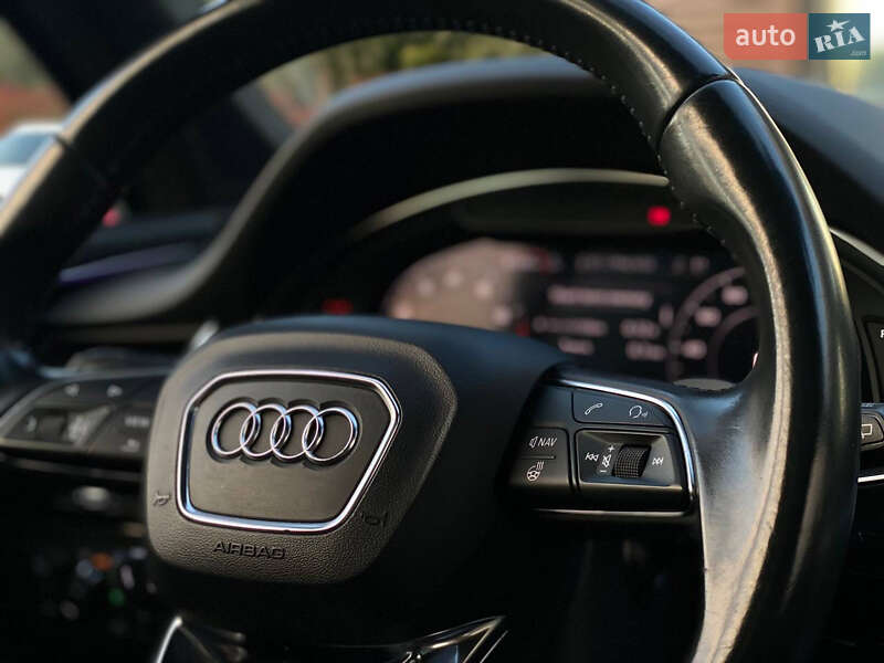 Внедорожник / Кроссовер Audi Q7 2017 в Львове