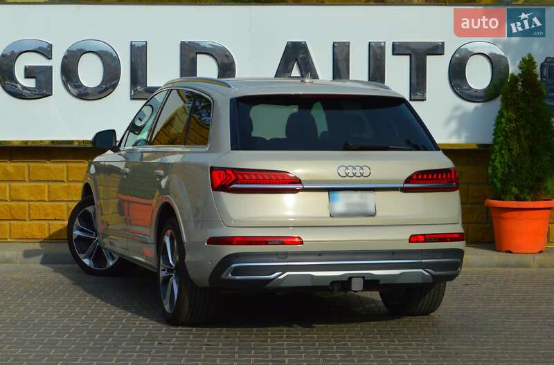 Внедорожник / Кроссовер Audi Q7 2021 в Одессе