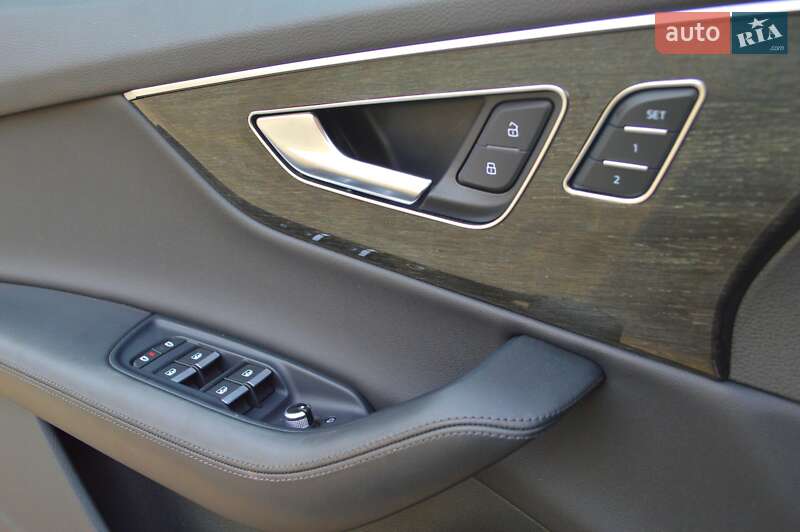 Внедорожник / Кроссовер Audi Q7 2021 в Одессе
