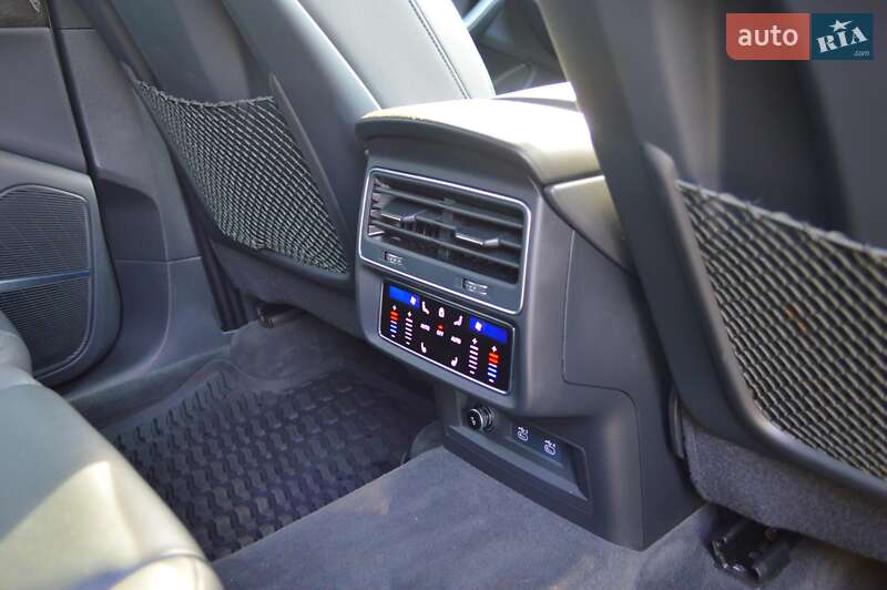Внедорожник / Кроссовер Audi Q7 2021 в Одессе