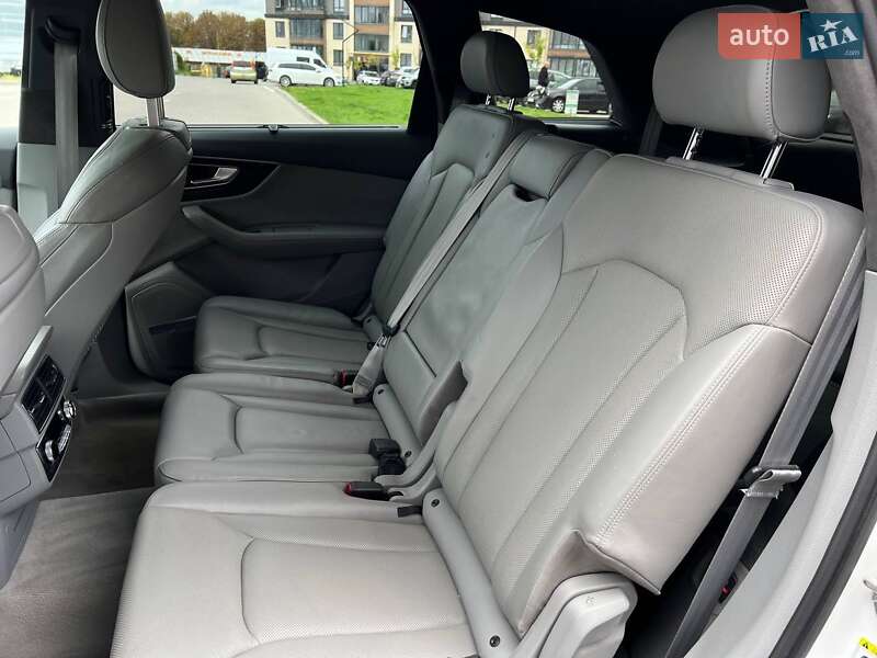 Внедорожник / Кроссовер Audi Q7 2017 в Киеве фото 37 Внедорожник / Кроссовер Audi Q7 2017 в Киеве
