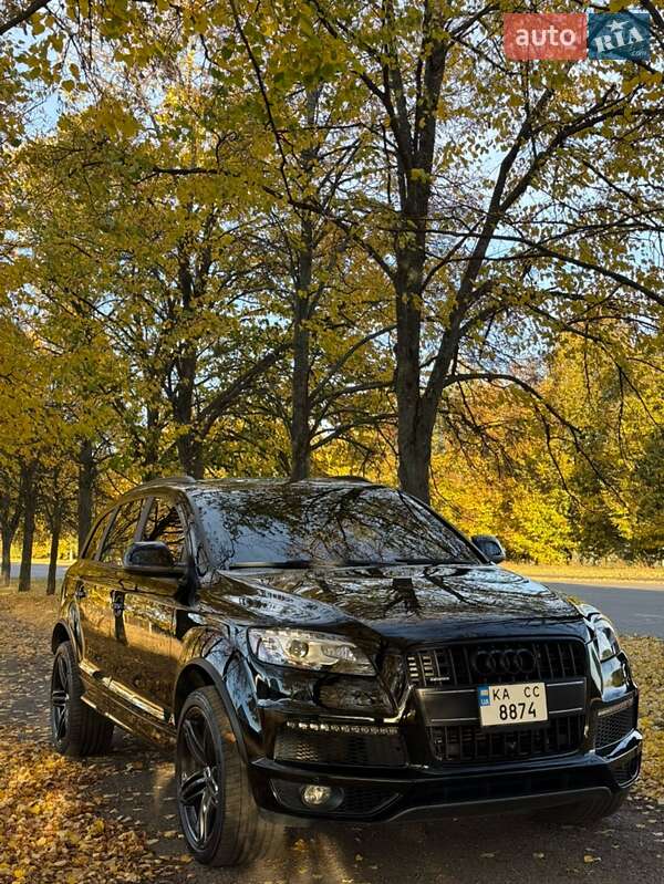 Позашляховик / Кросовер Audi Q7 2013 в Сумах