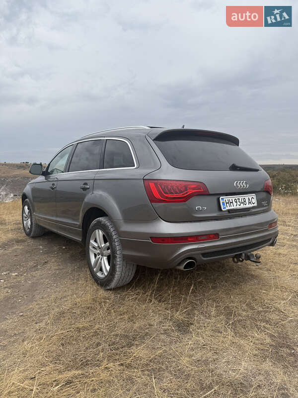 Позашляховик / Кросовер Audi Q7 2014 в Кілії фото 5 Позашляховик / Кросовер Audi Q7 2014 в Кілії