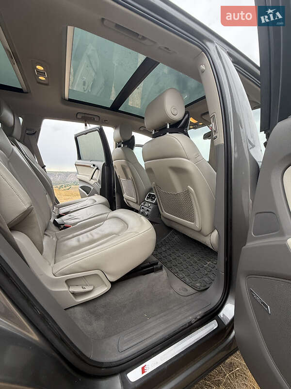 Позашляховик / Кросовер Audi Q7 2014 в Кілії фото 17 Позашляховик / Кросовер Audi Q7 2014 в Кілії