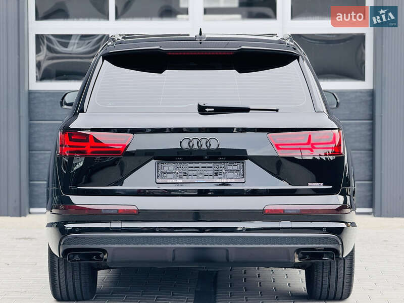Позашляховик / Кросовер Audi Q7 2016 в Мукачевому