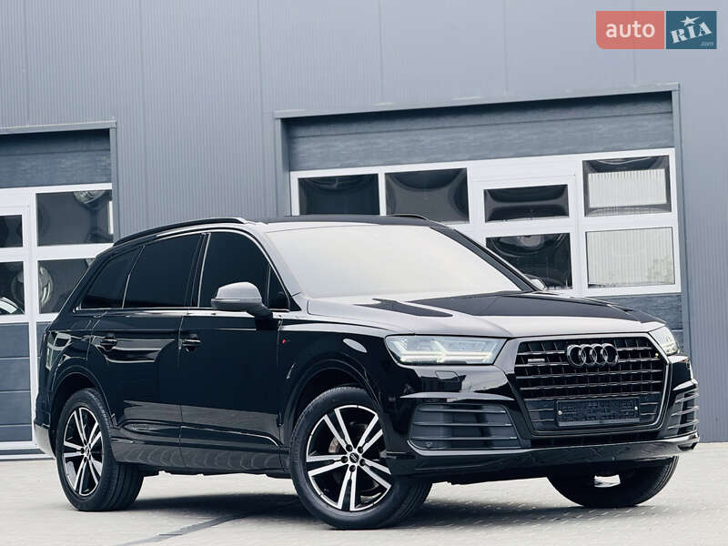 Позашляховик / Кросовер Audi Q7 2016 в Мукачевому