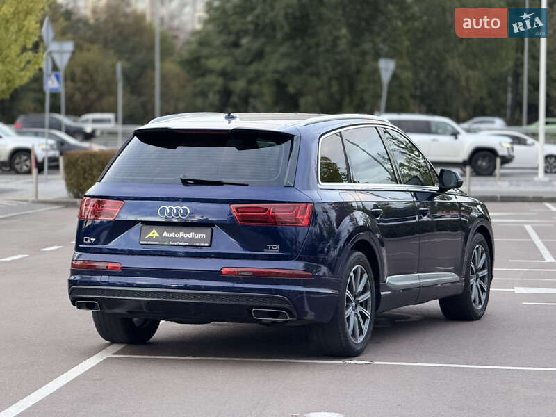 Позашляховик / Кросовер Audi Q7 2018 в Києві