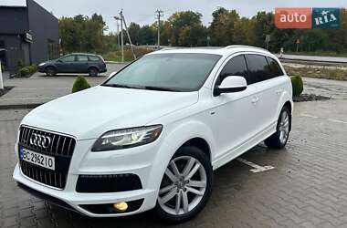 Внедорожник / Кроссовер Audi Q7 2011 в 