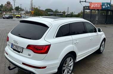 Внедорожник / Кроссовер Audi Q7 2011 в 