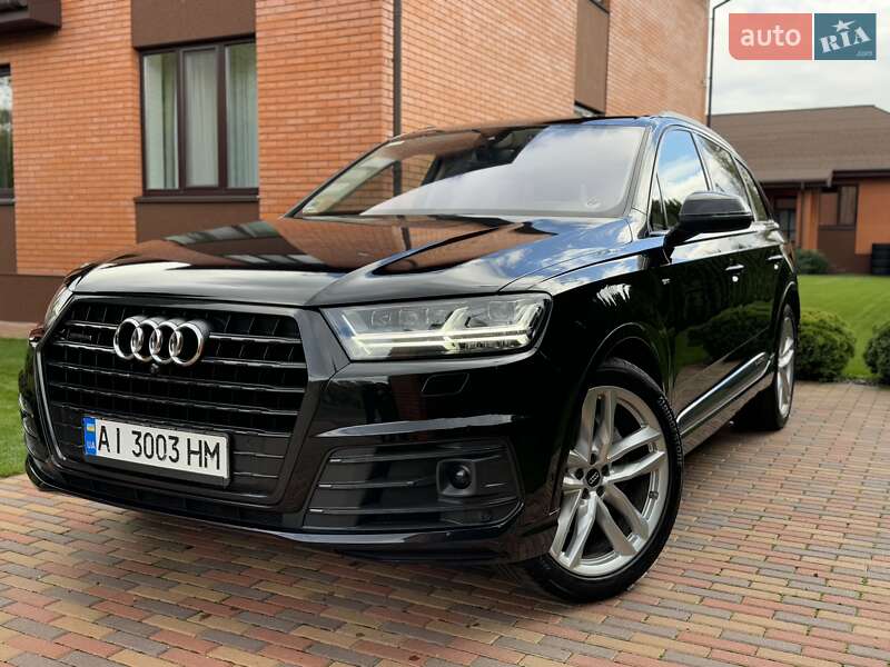 Позашляховик / Кросовер Audi Q7 2017 в Києві