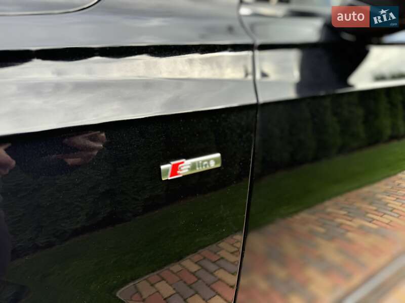 Позашляховик / Кросовер Audi Q7 2017 в Києві