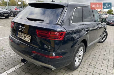 Позашляховик / Кросовер Audi Q7 2016 в 