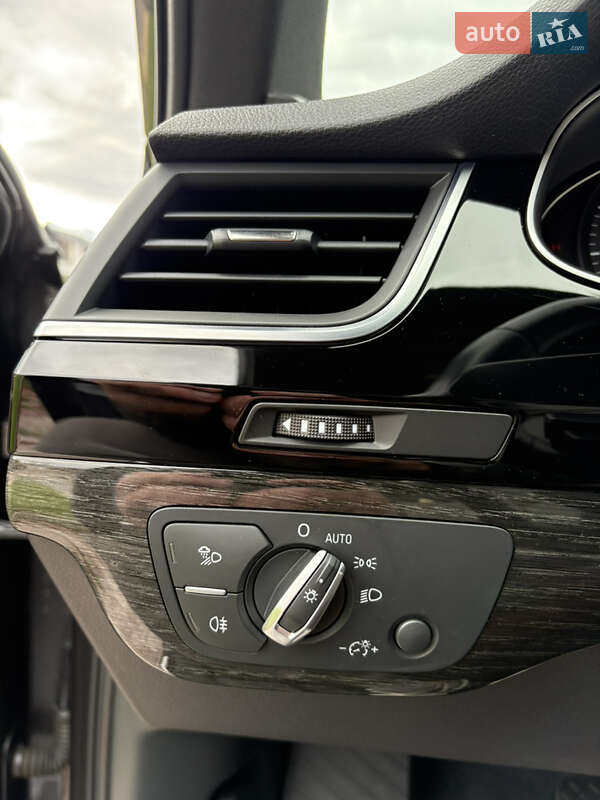 Внедорожник / Кроссовер Audi Q7 2018 в Буче