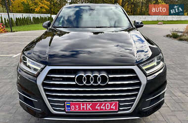 Позашляховик / Кросовер Audi Q7 2018 в  фото 4 Позашляховик / Кросовер Audi Q7 2018 в