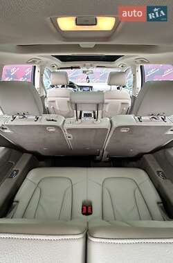 Позашляховик / Кросовер Audi Q7 2012 в 
