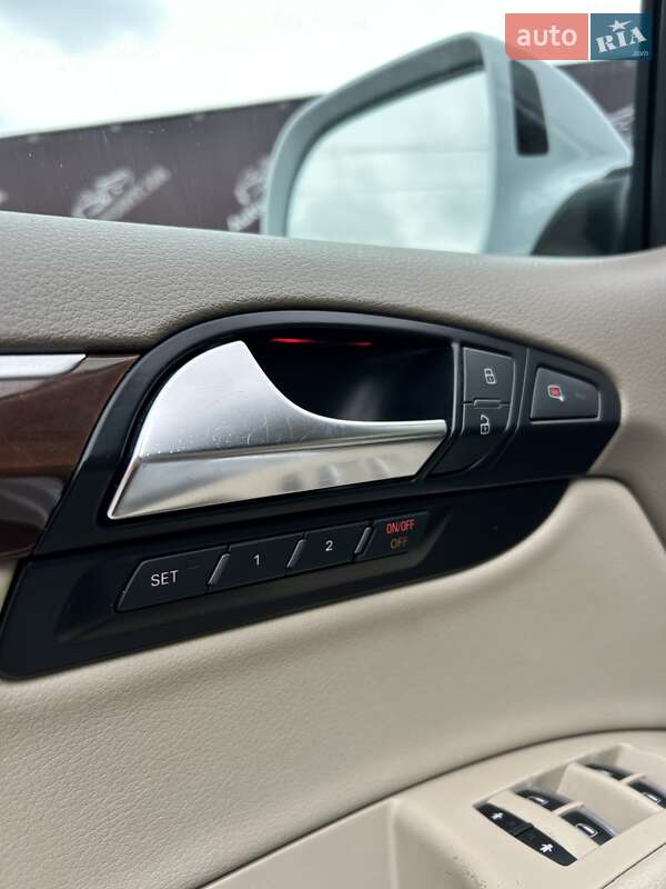Внедорожник / Кроссовер Audi Q7 2012 в Сумах