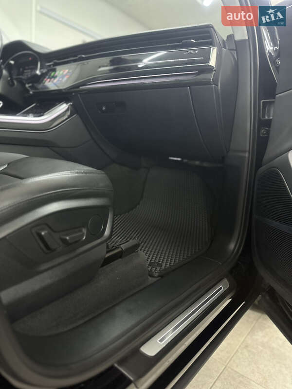 Позашляховик / Кросовер Audi Q7 2020 в Кропивницькому фото 47 Позашляховик / Кросовер Audi Q7 2020 в Кропивницькому