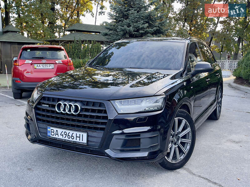Audi Q7 2016