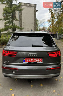 Внедорожник / Кроссовер Audi Q7 2019 в 