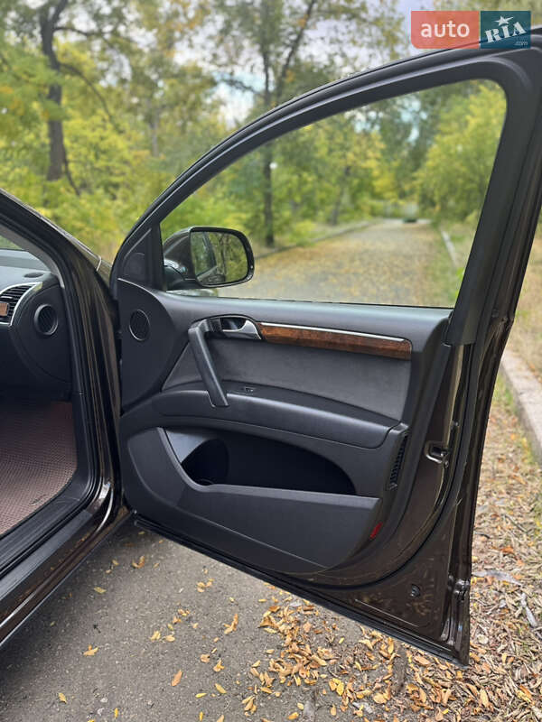 Позашляховик / Кросовер Audi Q7 2011 в Миколаєві фото 26 Позашляховик / Кросовер Audi Q7 2011 в Миколаєві