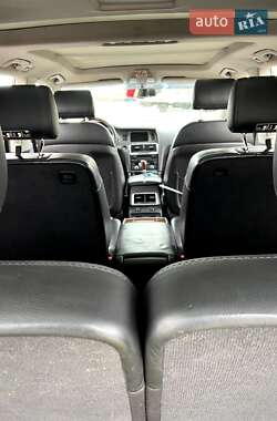 Позашляховик / Кросовер Audi Q7 2006 в 