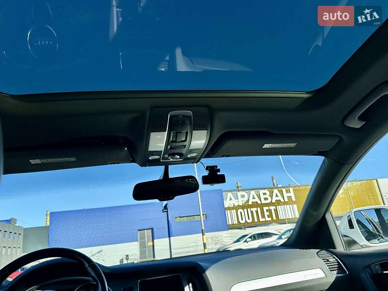 Внедорожник / Кроссовер Audi Q7 2015 в Киеве