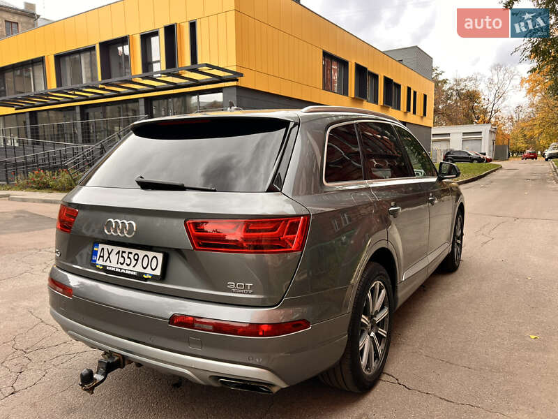 Позашляховик / Кросовер Audi Q7 2017 в Харкові