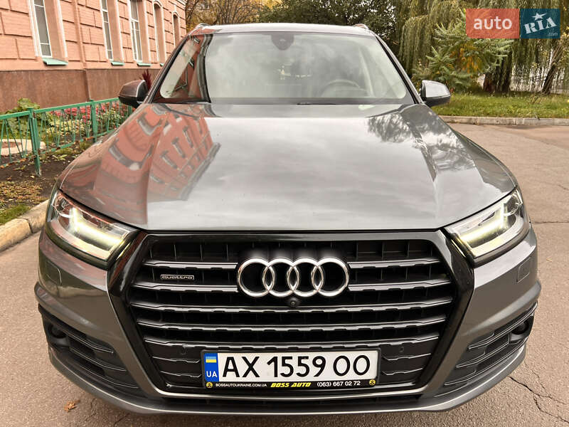 Позашляховик / Кросовер Audi Q7 2017 в Харкові