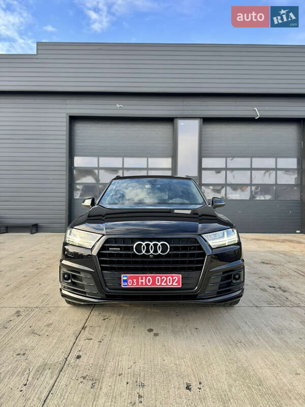 Внедорожник / Кроссовер Audi Q7 2018 в Вараше фото 2 Внедорожник / Кроссовер Audi Q7 2018 в Вараше