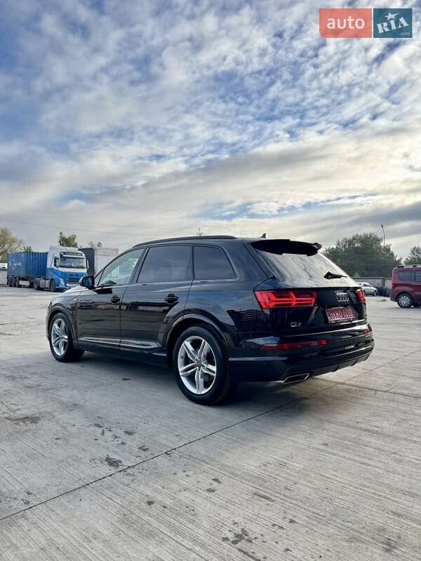 Внедорожник / Кроссовер Audi Q7 2018 в Вараше фото 5 Внедорожник / Кроссовер Audi Q7 2018 в Вараше
