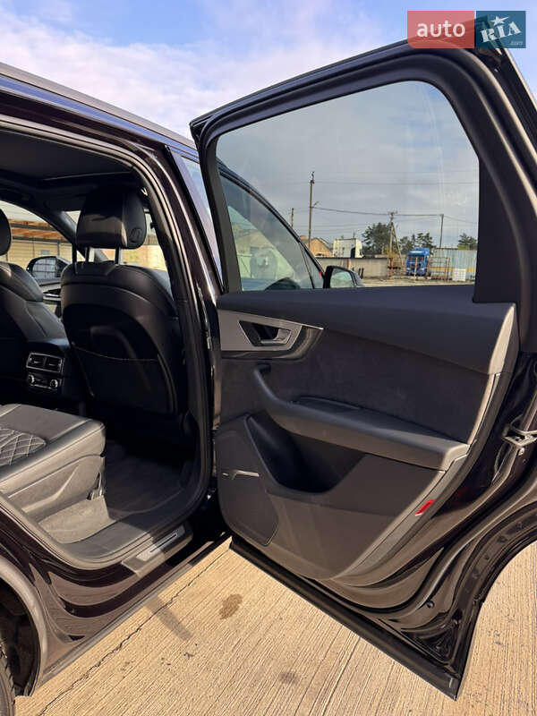 Внедорожник / Кроссовер Audi Q7 2018 в Вараше фото 33 Внедорожник / Кроссовер Audi Q7 2018 в Вараше
