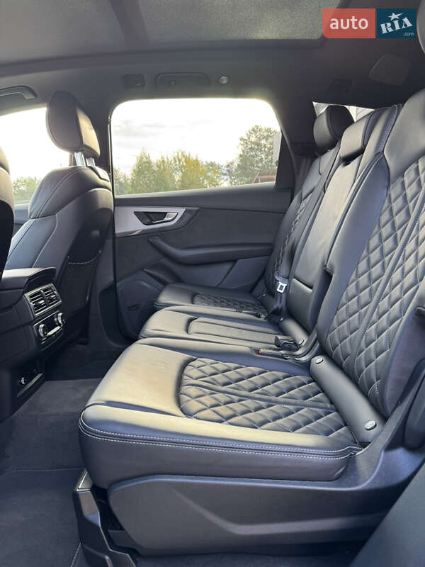 Внедорожник / Кроссовер Audi Q7 2018 в Вараше фото 38 Внедорожник / Кроссовер Audi Q7 2018 в Вараше
