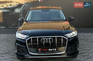 Позашляховик / Кросовер Audi Q7 2020 в  фото 10 Позашляховик / Кросовер Audi Q7 2020 в