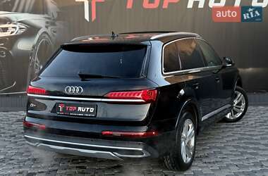 Позашляховик / Кросовер Audi Q7 2020 в  фото 14 Позашляховик / Кросовер Audi Q7 2020 в