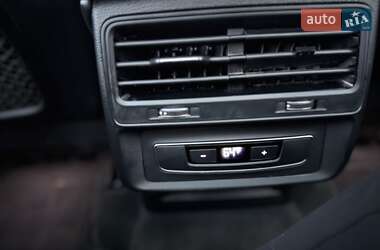 Позашляховик / Кросовер Audi Q7 2020 в  фото 78 Позашляховик / Кросовер Audi Q7 2020 в