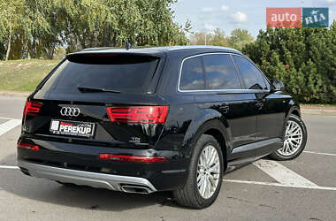 Внедорожник / Кроссовер Audi Q7 2018 в 